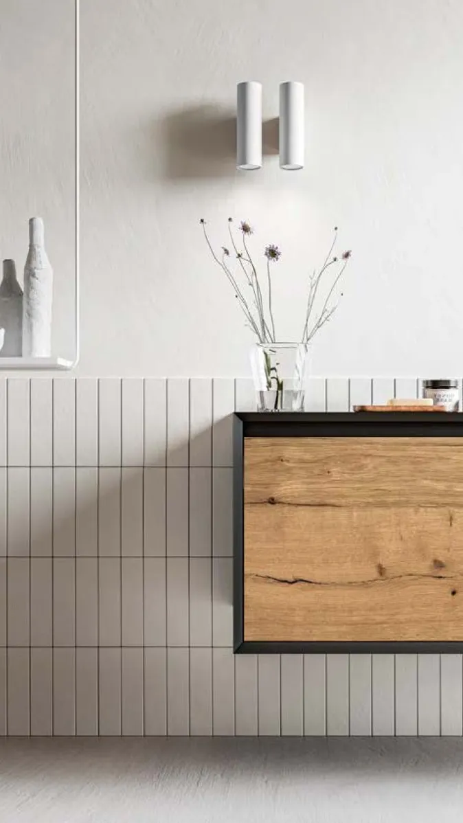 Waschtisch Stocco Iks in der Full-Variante on heller Holzfarbe.