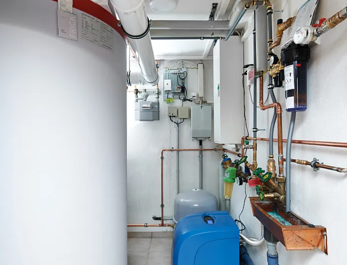 Gas-Brennwerttechnik in Kombination mit Wärmepumpe